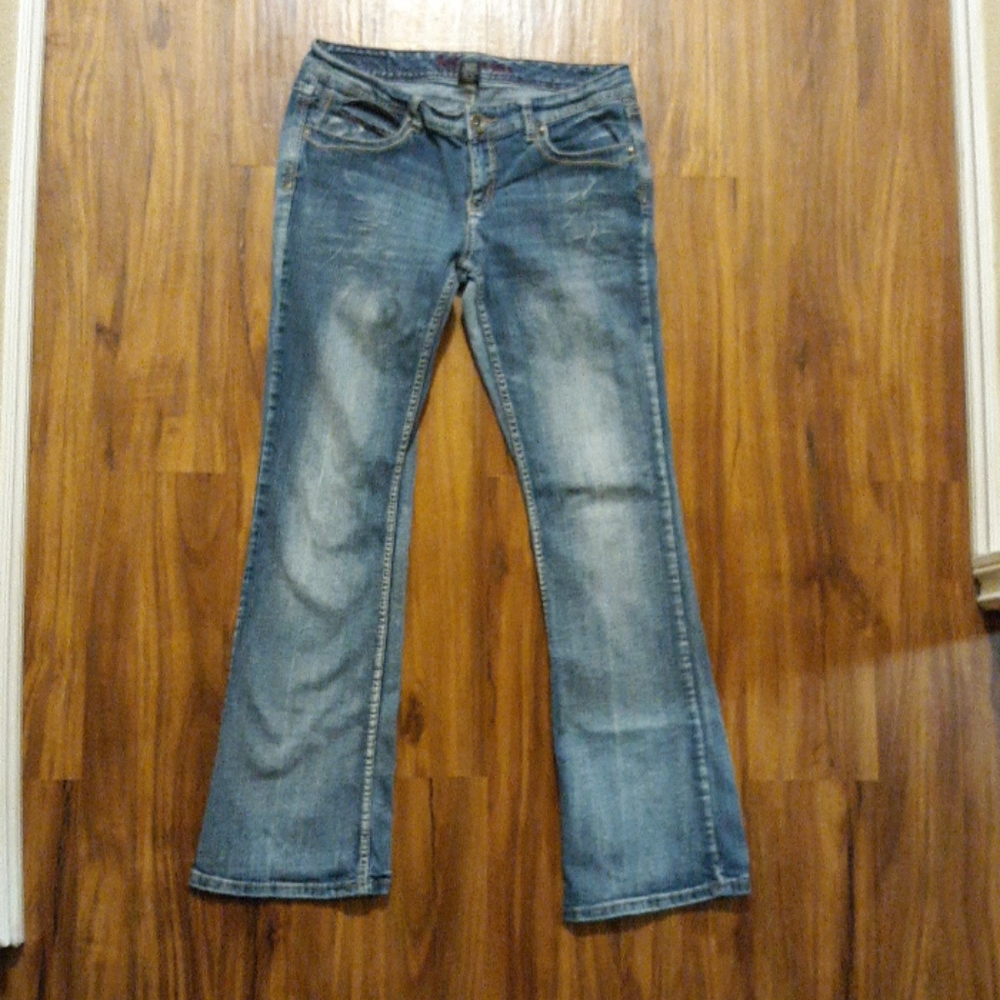 Jeans - Picture 3 of 4